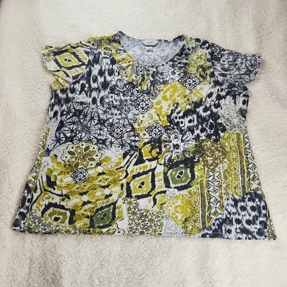CJ BANKS 2X ruffle tee shirt so pretty!